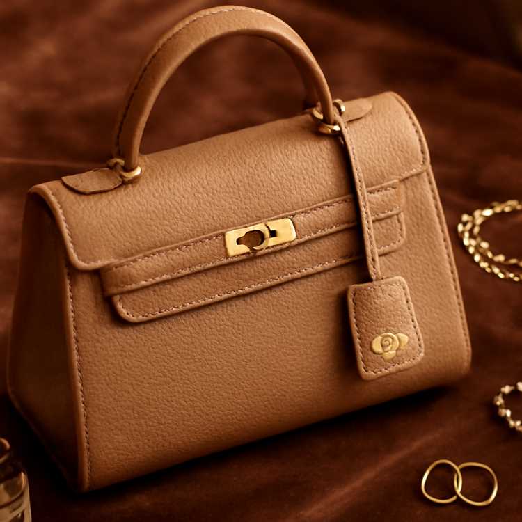 Как проверить подлинность сумки PINKO — советы и рекомендации Как проверить подлинность сумки PINKO — советы и рекомендации