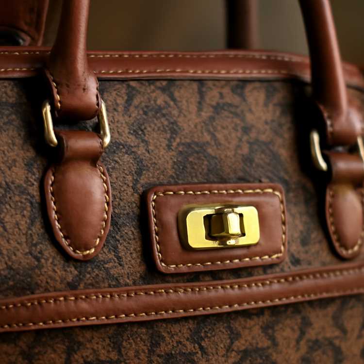 Как проверить сумку Pinko на подлинность — Полное руководство Как проверить сумку Pinko на подлинность — Полное руководство